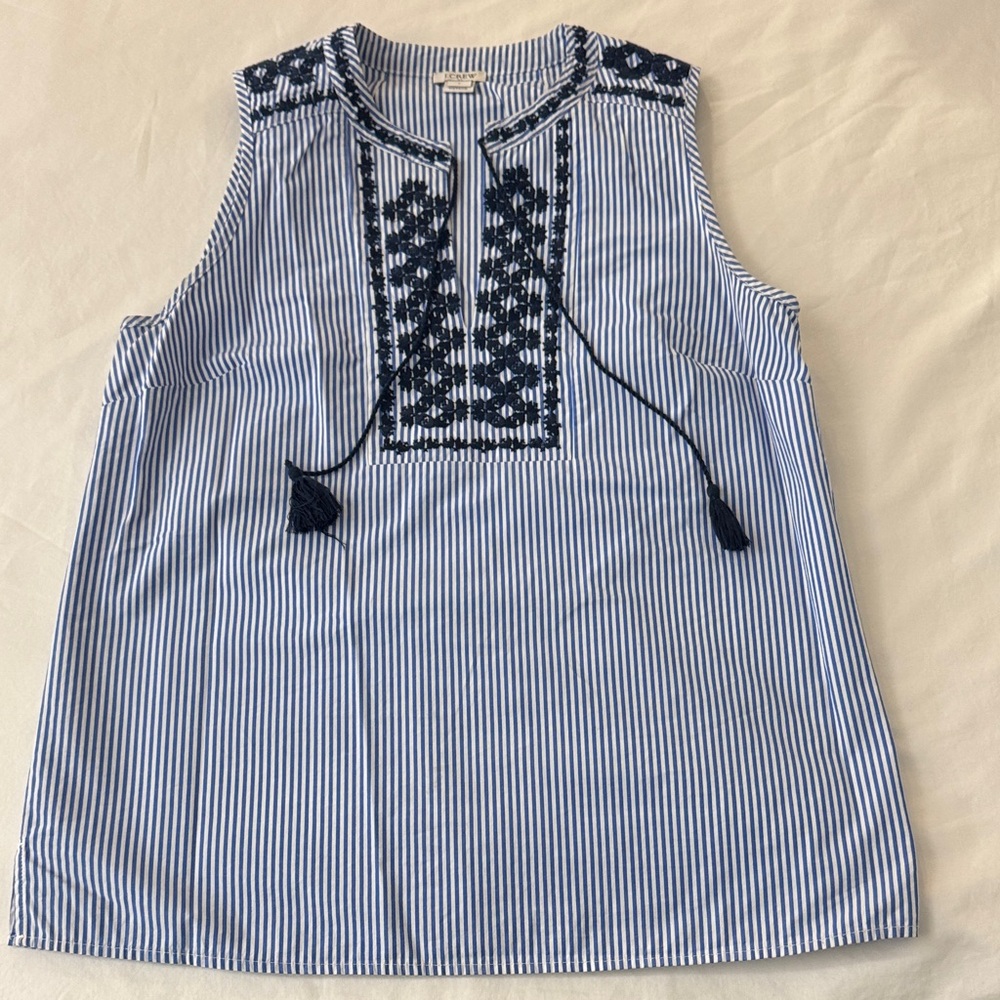 J-Crew size 4 - Blue and White Striped Sleeveless Top